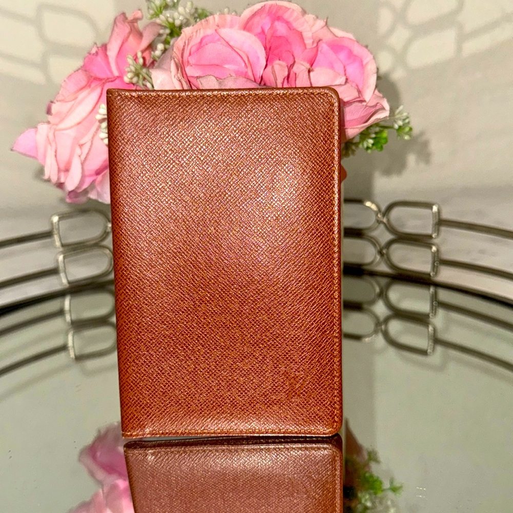 Louis Vuitton Tan Leather Key & Card Holder